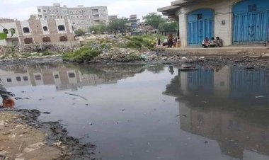 تعز.. بحر من المجاري يُغرق أحلام الأهالي