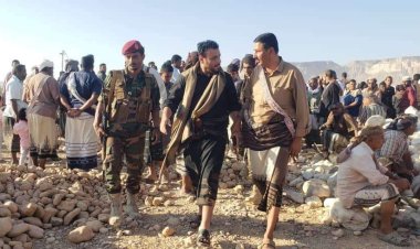 رئيس تنفيذية انتقالي شبوة يتقدم جموع مشيعي الفقيد هيثم المسب في مديرية الروضة