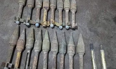 قوات النخبه الحضرمية بلواء شبام دوعن/ تضبط عدد من الأشخاص بحوزتهم قذائف آر بي جي و مدفعيه عيار 37