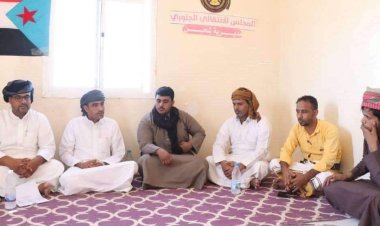 انتقالي المهرة يطلع على نشاط الهيئة التنفيذية بمديرية شحن