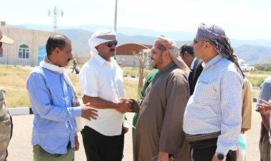 محافظ سقطرى يعود للمحافظة بعد زيارة ناجحة لدولة الإمارات العربية المتحدة