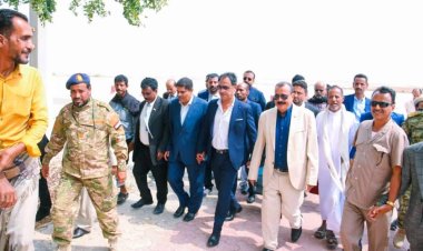 بن بريك وباعوم ومسعد يصلون المكلا 