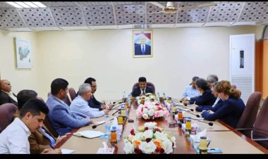 وزير النفط والمعادن يبحث مع بعثة الاتحاد الأوروبي أوجه الشراكة بين الجانبين