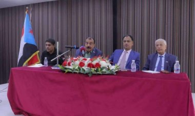 اللواء بن بريك يلتقي ممثلي النقابات والاتحادات ومنظمات المجتمع المدني بحضرموت