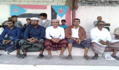 انتقالي أبين والسلطة المحلية خنفر يفتتحان بطولة الشهيد القائد عبداللطيف السيد الكروية بجعار