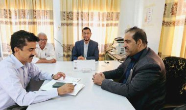 تواصل تقييم مستوى الانضباط الوظيفي للوحدات الإدارية بشبوة