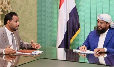 المحرمي يلتقي وزير التربية والتعليم في العاصمة عدن