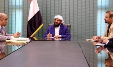 المحرّمي يبحث مع الوزير باذيب سبل توسيع آفاق التعاون الدولي وتطوير قطاع الاتصالات