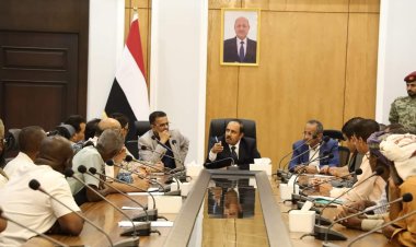 محافظ حضرموت يرأس اجتماعًا لبحث اجراءات التسريع لمعرفة نتائج التحقيقات لملابسات مقتل الصيّاد عمر العمودي بجمهورية الصومال