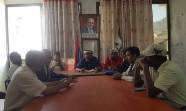 تنفيذية انتقالي المعلا تقف أمام آلية توزيع السلال الغذائية للمرحلة الثانية