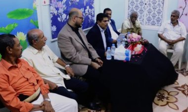 رئيس تنفيذية انتقالي حضرموت يُكرّم طاقم مركز خالد بن الوليد الخيري الطبي بديس المكلا