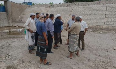 انتقالي أبين ولجنة وزارة الزراعة يطلعان على واقع أضرار تدفق السيول في قناة ميكلان بخنفر