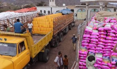 بتوجيهات الرئيس الزُبيدي.. انتقالي الضالع يدشن توزيع السلال الغذائية على الأسر المحتاجة