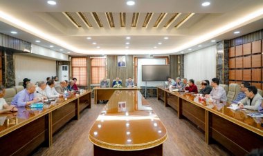 برئاسة لملس.. تنفيذي العاصمة عدن يستعرض الأوضاع الخدمية والأمنية ويتخذ عددا من المعالجات