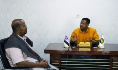 الطمبشي يلتقي رئيس المجلس الموحد لفرق أندية المكلا