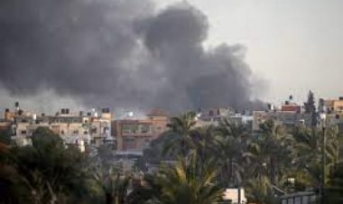 غارات إسرائيلية تقتل العشرات في شمال وجنوب غزة