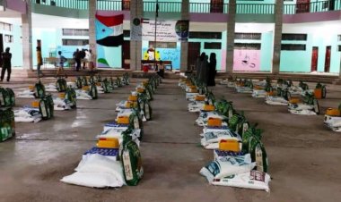 انتقالي الشيخ عثمان وصيرة يدشنان المرحلة الثانية لمشروع توزيع السلال الغذائية على الأسر المحتاجة