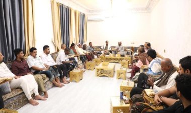 رئيس مؤتمر حضرموت الجامع يلتقي رؤساء دوائر الأمانة العامة و المكاتب التنفيذية بالساحل