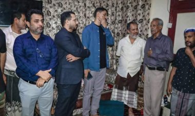 انتقالي العاصمة عدن يقدم واجب العزاء لأسرة الشهيد عبدالملك ويوجه باعتماد حافز شهري للشهيد