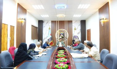 انتقالي العاصمة عدن يعقد لقاءً تشاورياً برؤساء أقسام إدارة الشهداء والجرحى بالمديريات