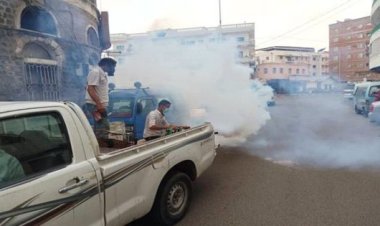 حملات رش ضبابي وقائية في أحياء عدن