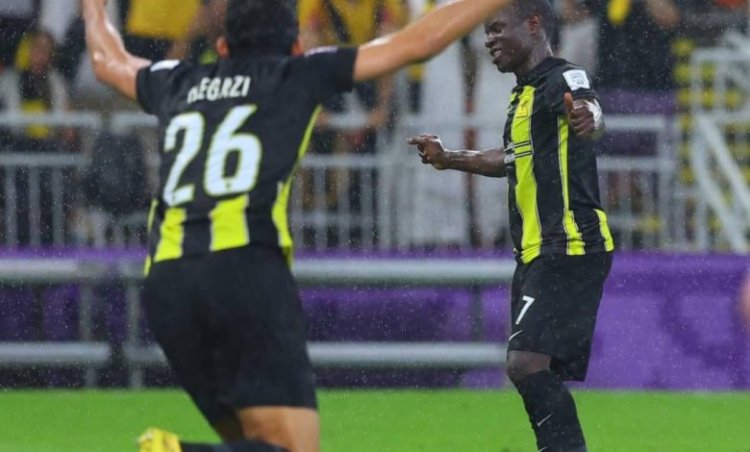 الاتحاد يعود لطريق الإنتصارات من بوابة الأخدود في دوري روشن السعودي