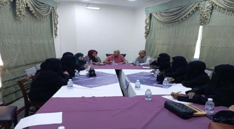 فريق الحوار الجنوبي يلتقي ممثلات الأحزاب السياسية في حضرموت