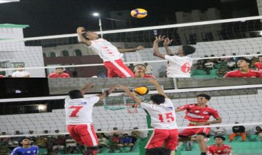 طائرة شعب حضرموت تكسب وحدة الحامي ويحرز المركز الأول في تجمع الساحل للبطولة الرمضانية