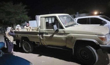 أمن لحج يطيح بعصابة سرقة ويستعيد طقما عسكريا