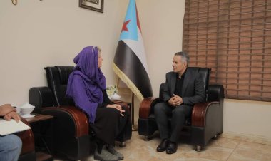 نائب رئيس الهيئة الوطنية للإعلام الجنوبي يستقبل وفدا إعلاميًّا بريطانيًّا