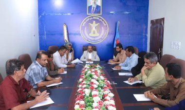 تنفيذية انتقالي شبوة تعقد اجتماعا استثنائيا  وتؤكد على تعزيز وتطوير الشراكة مع السلطة المحلية