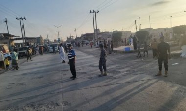 الأجهزة الأمنية بالشحر تنفذ خطة العيد وتأمن المصلات والفعاليات العيدية