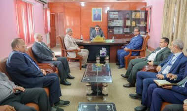 رئيس الوزراء يقوم بزيارة ميدانية إلى محافظة لحج للاطلاع على الأوضاع ودعم جهود السلطة المحلية