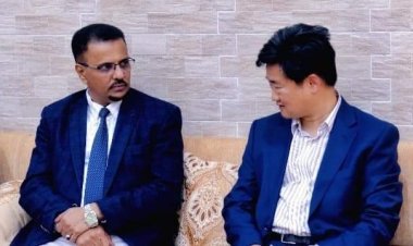 أمين عام محلي حضرموت يستقبل القائم بأعمال السفارة الصينية لدى بلادنا