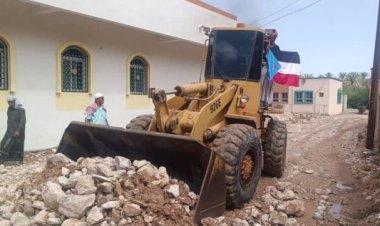 انتقالي ساه يبدأ يفتح طرق متضررة من السيول ويغيث أسر عالقة