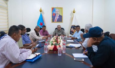 الهيئة المجتمعية تعقد لقاءً مع اللجان المجتمعية في مديرية المعلا