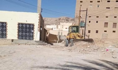 حملة نظافة واسعة لإزالة مخلفات الأمطار والسيول في حضرموت