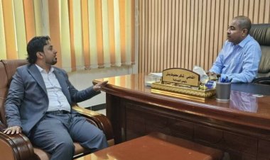 القاضي شاكر بنش يشيد بجهود إسناد للتنمية والأعمال الإنسانية لتأثيثها المكاتب الإدارية للنيابة الجزائية بحضرموت