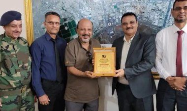 عدن.. مأمور المنصورة يكرم الفنان المبدع رامي حامد نبيه