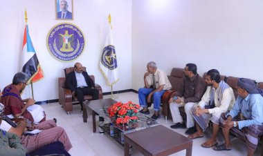 رئيس تنفيذية انتقالي شبوة يلتقي رئيس نقابة المهن التعليمية بالمحافظة