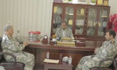 المهرة.. العميد الجعفري يطلع على الصعوبات التي تواجه سير عمل خفر السواحل