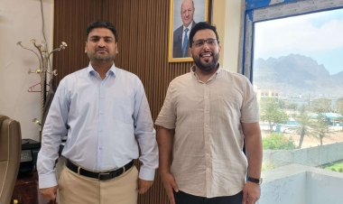 السقاف يلتقي قيادة شركة النفط ويؤكد على دعمها لجهودها في ضبط محطات الوقود المخالفة