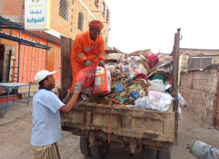 تكثيف جهود حملات النظافة بغيل باوزير في أيام عيد الفطر المبارك