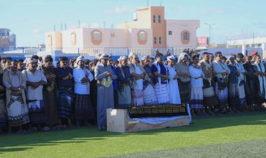 قيادة انتقالي شبوة تشارك في تشييع جثمان الفقيد اللواء أحمد مساعد حسين