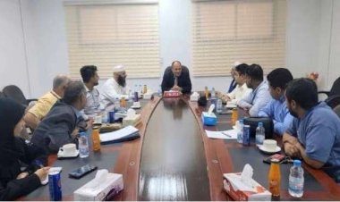 الوالي يناقش مع مستوردي الأدوية تعزيز آلية إستيراد الأدوية وفق معايير تخزين صحية وآمنة