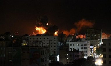 طيران الاحتلال يستهدف بلدة بيت حانون شمالي غزة