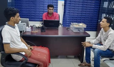 الاتحاد العام لطلبة جامعة حضرموت يناقش مع مؤسسة حضرموت لمكافحة السرطان سبل التعاون