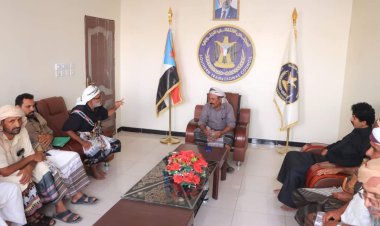 رئيس تنفيذية انتقالي شبوة يلتقي عددًا من مشايخ وأعيان قبيلة آل بلحارث عسيلان