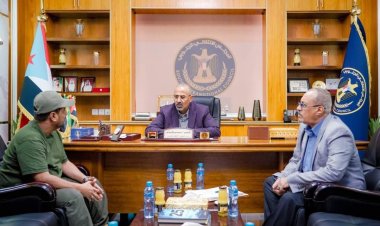 الرئيس الزُبيدي يطّلع على سير العمل الأمني بمحافظة أبين