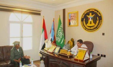 العميد المحمدي يطلع على نشاطات القيادة المحلية للمجلس الانتقالي الجنوبي بمديرية حجر